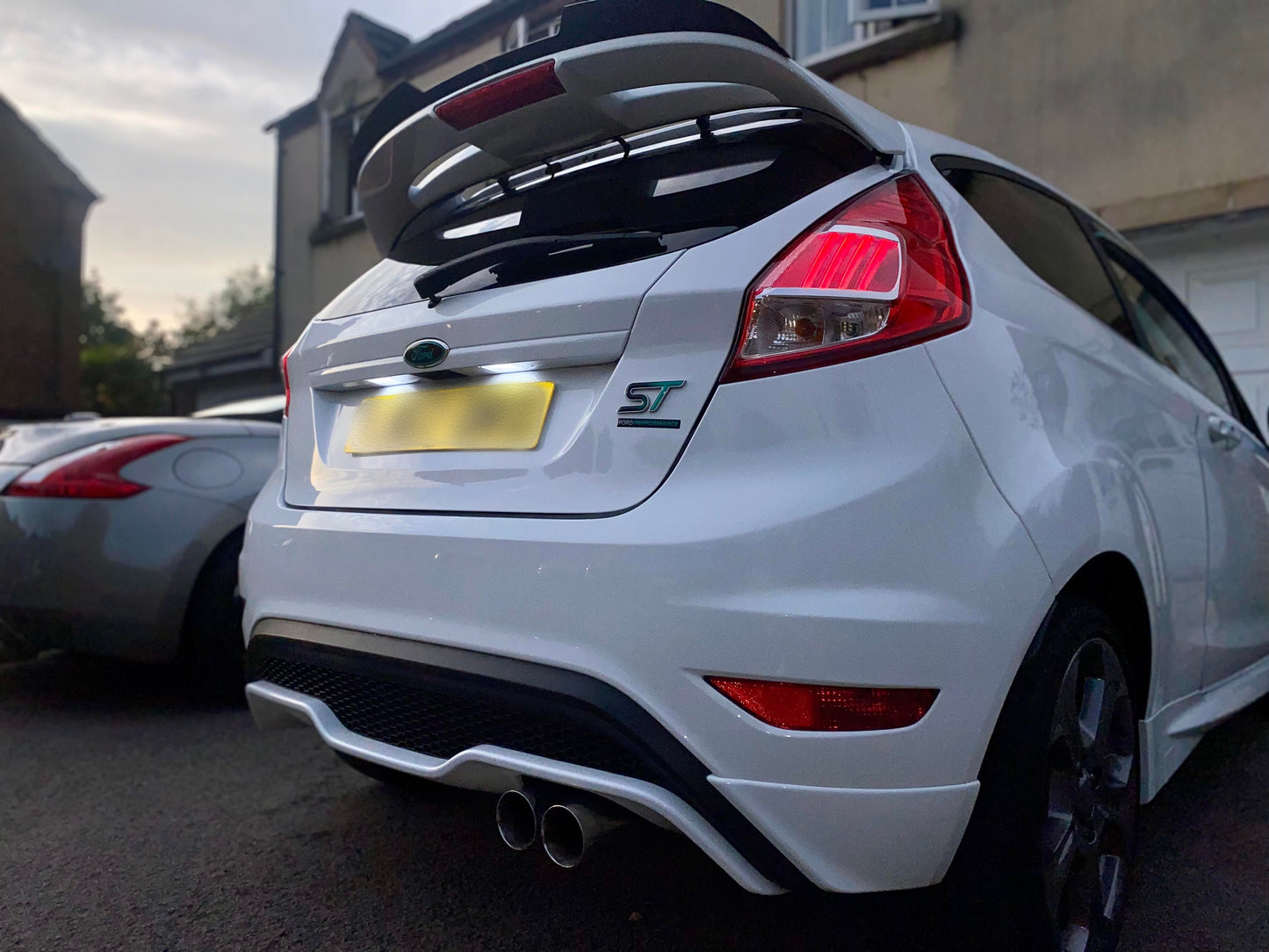 Fiesta MK7 MK7.5 Spoiler Black extensions Design 1