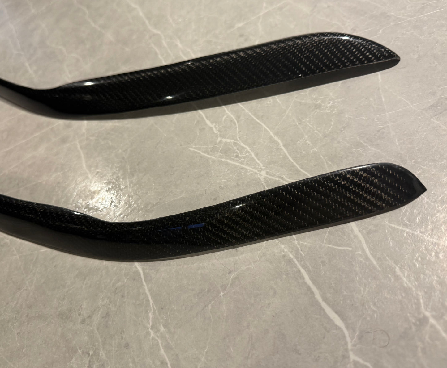 Mitsubishi Evo 5,6 genuine carbon fibre headlight eyebrows