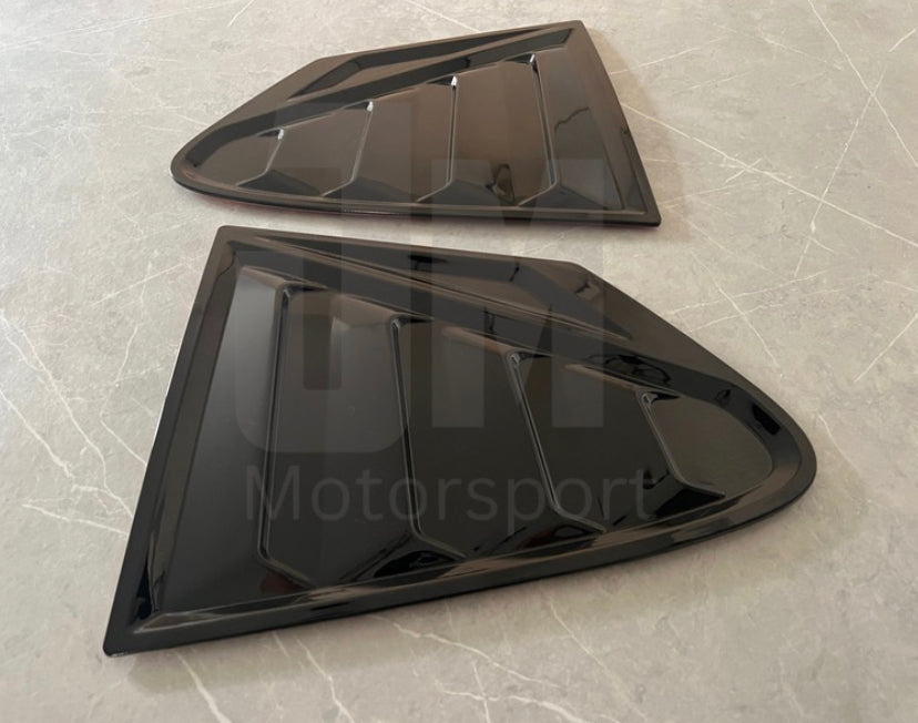 Ford Focus MK4 ST line rear window vent style