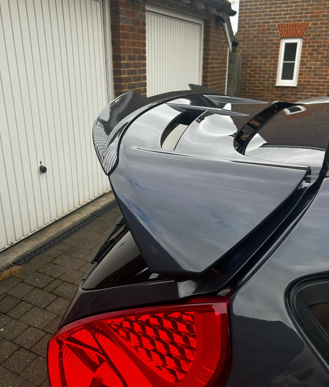 Ford Fiesta MK7 Spoiler Gloss Black ST Style – Carbon Accents